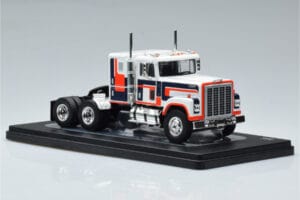 International Transtar 4300 Бял IXO 1:43 TR153 Метал — снимка 4 от 6