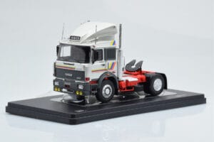 Iveco Turbo Star 190-42 Сребърен IXO 1:43
