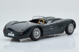 Jaguar C-Type Зелен AUTOart 1:18 73500 Метал — снимка 4 от 8