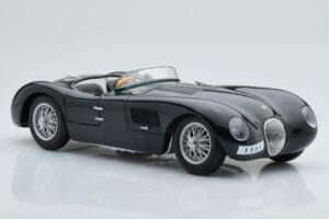 Jaguar C-Type Зелен AUTOart 1:18 73500 Метал — снимка 6 от 8