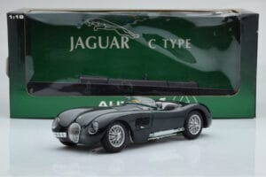 Jaguar C-Type Зелен AUTOart 1:18 73500 Метал — снимка 8 от 8
