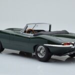 Jaguar E-Type Series 1 Roadster Зелен KK-Scale 1:18 - image 5 of 6