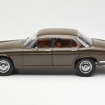 Jaguar XJ6 Series 1 4.2 Sable Кафяв Paragon 1:18 - image 4 of 8
