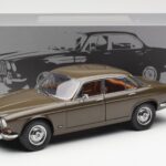 Jaguar XJ6 Series 1 4.2 Sable Кафяв Paragon 1:18 - image 8 of 8