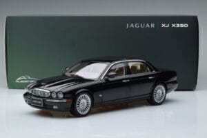 Jaguar XJ6 X350 Ebony Черен Almost Real 1:18 810501 Метал — снимка 11 от 11