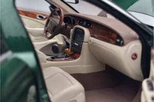 Jaguar XJ6 X350 Racing Зелен Almost Real 1:18 810502 Метал — снимка 9 от 13