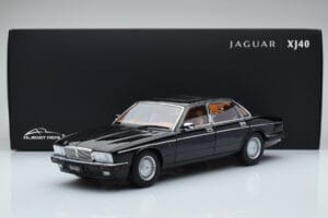 Jaguar XJ6 XJ40 Ebony Черен Almost Real 1:18 810543 Метал — снимка 11 от 11
