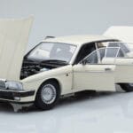 Jaguar XJ6 XJ40 Glacier Бял Almost Real 1:18 - image 2 of 11