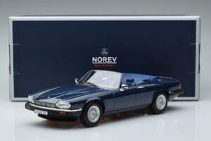 Jaguar XJS V12 Кабриолет Син Металик Лимитирана Серия Norev 1:18 182636 Метал — снимка 6 от 6