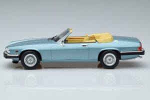 Jaguar XJS V12 Кабриолет Светлосин Металик Norev 1:18 182635 Метал — снимка 3 от 6