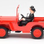 Jeep Willys Tintin 2 Фигурки UT Models 1:18 - image 3 of 6
