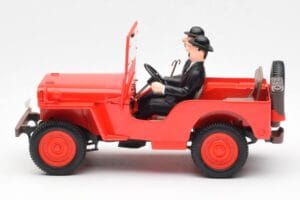 Jeep Willys Tintin 2 Фигурки UT Models 1:18 180150000 Метал — снимка 3 от 6