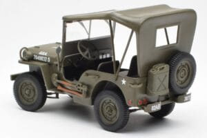 Jeep Willys С Брезентов Покрив UT Models 1:18 180149002 Метал — снимка 5 от 6