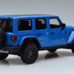 Jeep Wrangler Rubicon 392 Син GT Spirit 1:18 - image 2 of 6