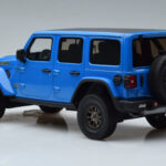 Jeep Wrangler Rubicon 392 Син GT Spirit 1:18 - image 5 of 6
