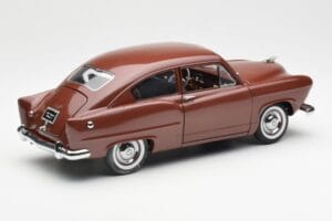 Kaiser Henry J Caribbean Coral Metallic Sun Star 1:18 5101 Метал — снимка 3 от 8