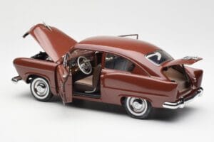 Kaiser Henry J Caribbean Coral Metallic Sun Star 1:18 5101 Метал — снимка 5 от 8