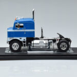 Kenworth Bullnose Син IXO 1:43 - image 3 of 6