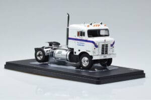 Kenworth Bullnose Ross Mackie Transport Бял IXO 1:43 TR063 Метал — снимка 4 от 6