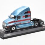Kenworth T2000 Светлосин Червен IXO 1:43 - image 2 of 4