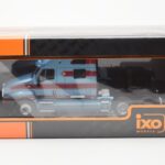 Kenworth T2000 Светлосин Червен IXO 1:43 - image 3 of 4