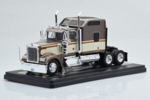 Kenworth W900 Кафяв IXO 1:43