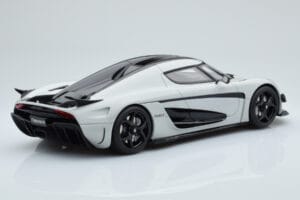 Koenigsegg Regera Сив Asia Exclusive GT Spirit 1:18 CLDC026 Смола — снимка 2 от 5