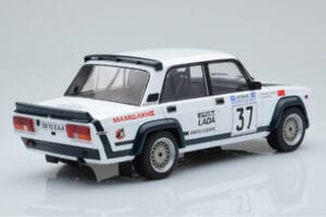 Lada 2105 VFTS #37 H. Ohu Rally Acropolis 1983 IXO 1:18 18RMC145 Метал — снимка 2 от 6