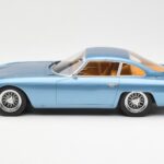 Lamborghini 350 GT Светлосин Металик CMR 1:18 - image 3 of 6