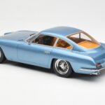 Lamborghini 350 GT Светлосин Металик CMR 1:18 - image 5 of 6