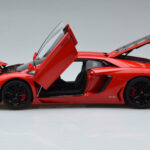 Lamborghini Aventador LP700-4 Andromeda Червен AUTOart 1:18 - image 4 of 10