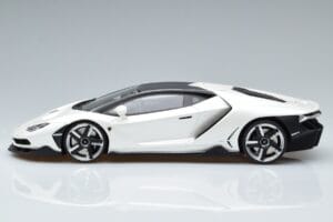 Lamborghini Centenario Перлено Бял GT Spirit 1:18 GTS18503W Смола — снимка 3 от 6