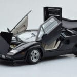 Lamborghini Countach LP5000S Черен AUTOart 1:18 - image 2 of 10