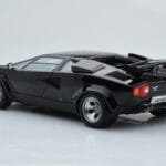 Lamborghini Countach LP5000S Черен AUTOart 1:18 - image 7 of 10