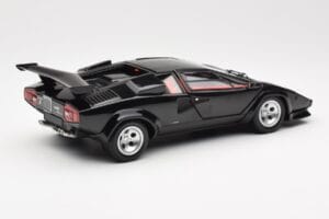 Lamborghini Countach LP 5000 Quattrovalvole Черен Kyosho 1:18 08320BK Метал — снимка 3 от 8