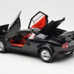 Lamborghini Countach LP 5000 Quattrovalvole Черен Kyosho 1:18 - image 5 of 8
