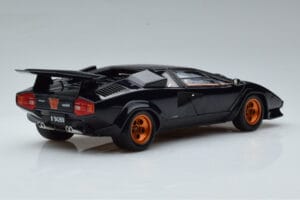 Lamborghini Countach LP500S Walter Wolf Тъмносин Kyosho 1:18 08320D Метал — снимка 3 от 11