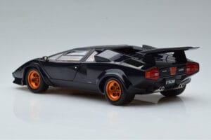 Lamborghini Countach LP500S Walter Wolf Тъмносин Kyosho 1:18 08320D Метал — снимка 7 от 11