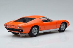 Lamborghini Miura SV Оранжев AUTOart 1:18 74542 Метал — снимка 3 от 8