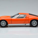 Lamborghini Miura SV Оранжев AUTOart 1:18 - image 5 of 8