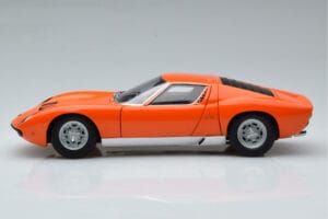 Lamborghini Miura SV Оранжев AUTOart 1:18 74542 Метал — снимка 5 от 8