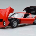 Lamborghini Miura SV Червен AUTOart 1:18 - image 2 of 8