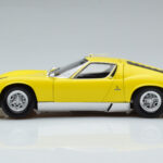 Lamborghini Miura SV Жълт Kyosho 1:18 - image 5 of 11
