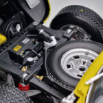 Lamborghini Miura SV Жълт Kyosho 1:18 - image 10 of 11