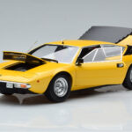 Lamborghini Urraco Жълт Kyosho 1:18 - image 2 of 10
