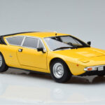 Lamborghini Urraco Жълт Kyosho 1:18 - image 6 of 10