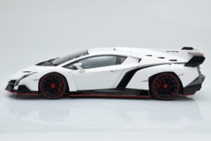 Lamborghini Veneno Бял AUTOart 1:18 74507 Метал — снимка 5 от 8