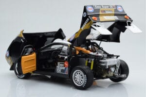 Lancia 037 ESSO #3 F. Tabaton Rally Targa Florio 1985 Kyosho 1:18 08306H Метал — снимка 3 от 8