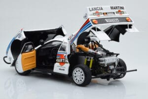 Lancia 037 Martini #8 A. Bettega / M. Perissinot Safari Rally 1985 Kyosho 1:18 08306J Метал — снимка 3 от 8