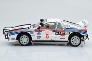 Lancia 037 Martini #8 A. Bettega / M. Perissinot Safari Rally 1985 Kyosho 1:18 08306J Метал — снимка 5 от 8